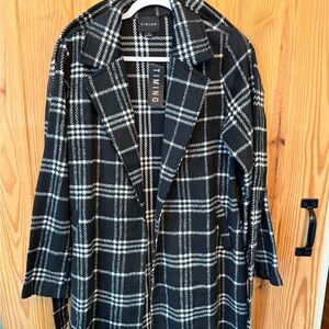 Timing Plaid Trench Coat in Black and White